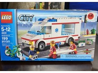 lego city ambulance 4431